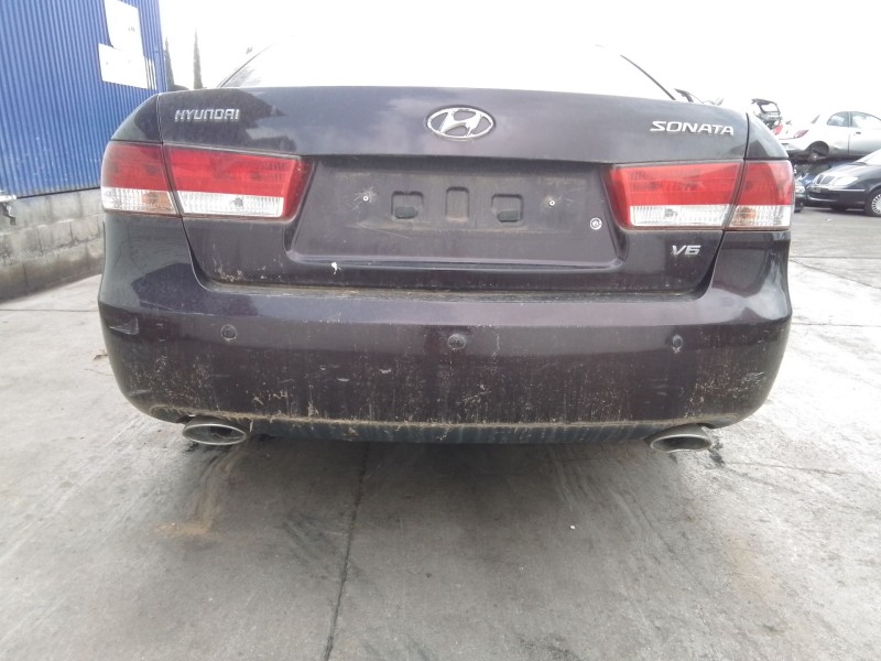 Recambio de paragolpes trasero para hyundai sonata (nf) referencia OEM IAM 866103K001  