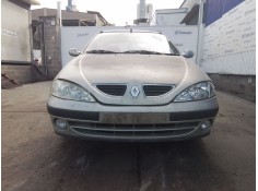 Recambio de paragolpes delantero para renault megane i (ba0/1_) 1.9 dci (ba05, ba1f) referencia OEM IAM 7701476533  
