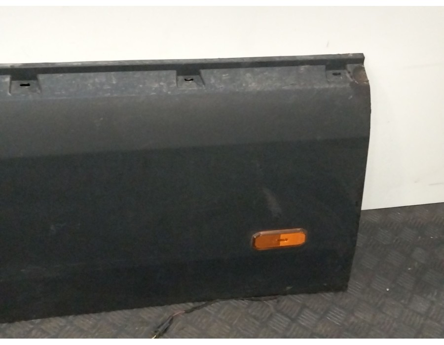 Recambio de moldura para iveco daily vi furgoneta 35s18, 35c18, 40c18, 50c18, 60c18, 65c18, 70c18 referencia OEM IAM 570181225A 