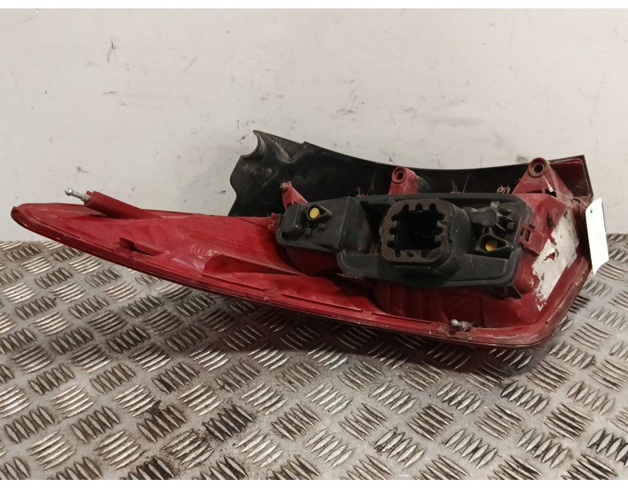 Recambio de piloto trasero derecho para peugeot 308 sw i (4e_, 4h_) 1.6 hdi referencia OEM IAM 9680425680  