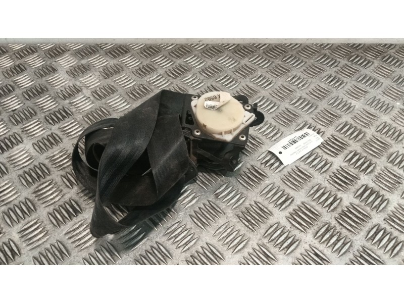 Recambio de cinturon seguridad trasero izquierdo para renault captur referencia OEM IAM 3052985 5032h6829y 