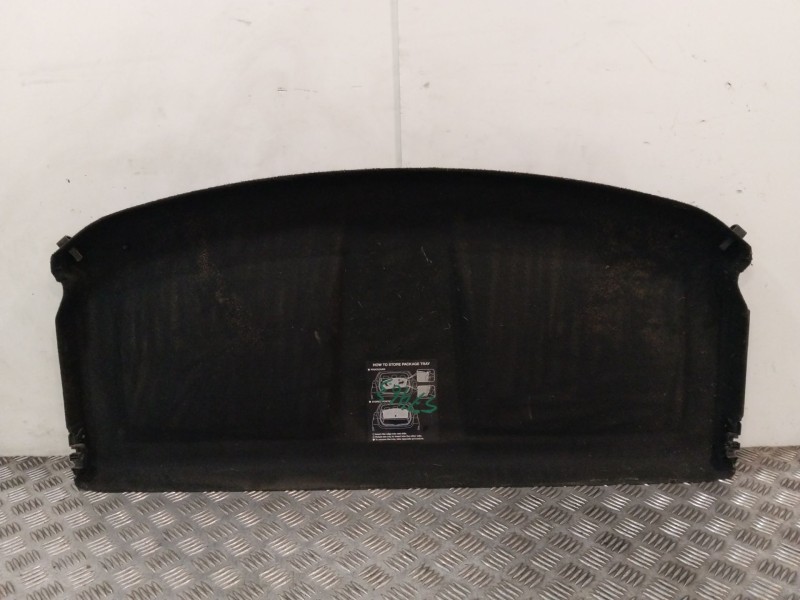Recambio de bandeja trasera para toyota auris (_e18_) 1.4 d-4d (nde180_) referencia OEM IAM 82602101  