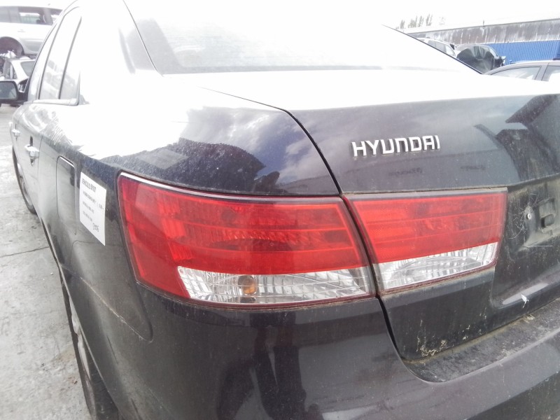Recambio de piloto trasero izquierdo para hyundai sonata (nf) referencia OEM IAM 924013K010  