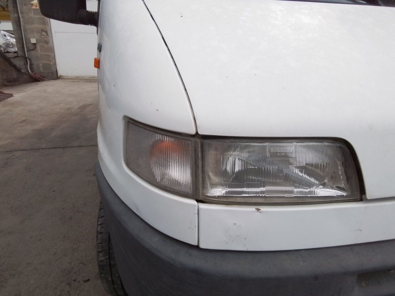 Recambio de faro derecho para fiat ducato furgoneta (230_) 2.5 d referencia OEM IAM 35680748  