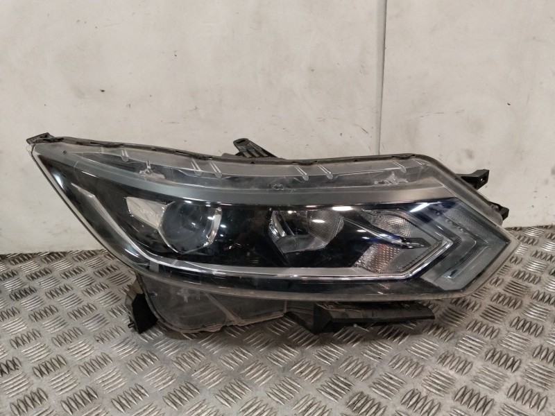 Recambio de faro derecho para nissan qashqai ii (j11, j11_) 1.2 dig-t referencia OEM IAM 10019000  