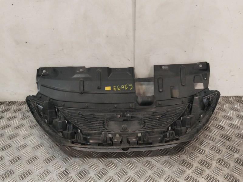 Recambio de rejilla paragolpes delantero para nissan qashqai ii (j11, j11_) 1.7 dci referencia OEM IAM 62398HV80A  