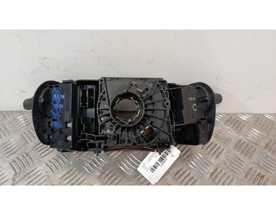 Recambio de mando multifuncion para renault scénic ii (jm0/1_) 1.5 dci (jm02, jm13) referencia OEM IAM 82001277271  