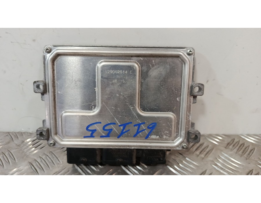 Recambio de centralita motor uce para citroën c4 cactus 1.2 vti 82 referencia OEM IAM 9811545080  