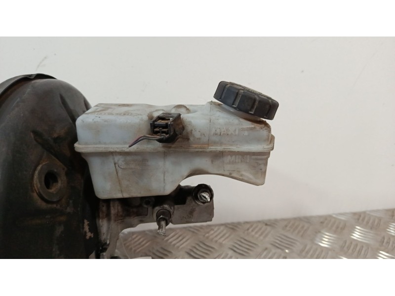 Recambio de servofreno para renault captur referencia OEM IAM 472103202R  