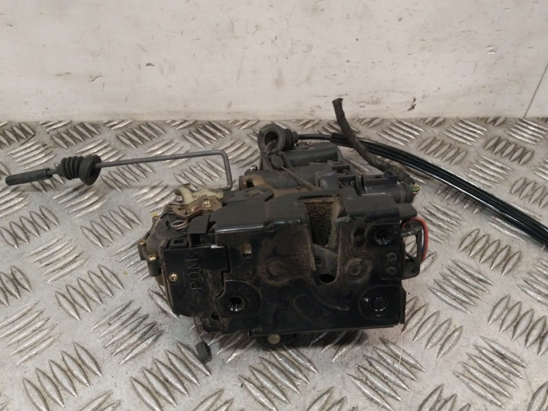 Recambio de cerradura puerta delantera izquierda para volkswagen golf iv (1j1) 1.9 tdi referencia OEM IAM 6X1837013H  