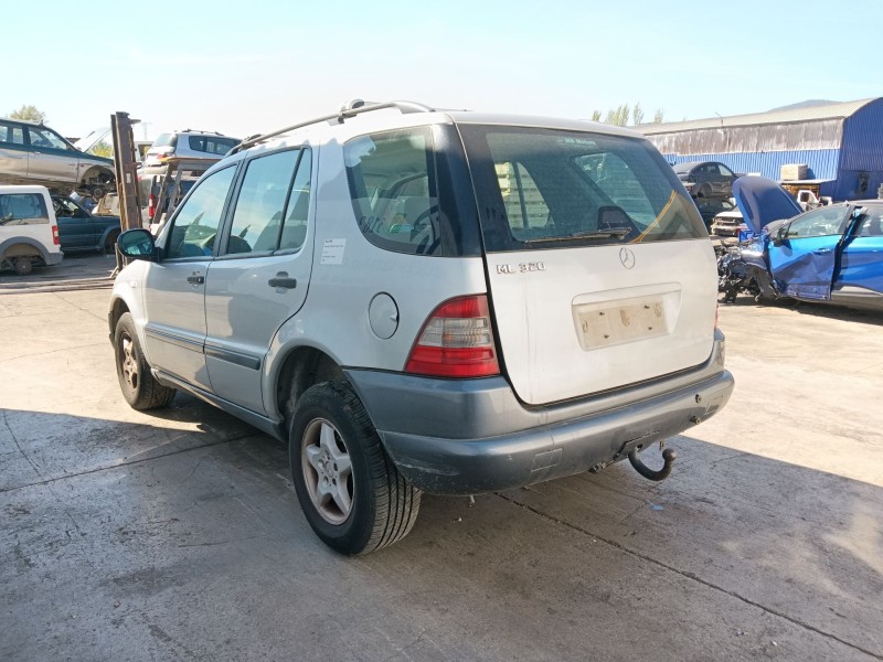 mercedes-benz clase m (w163) del año 1998