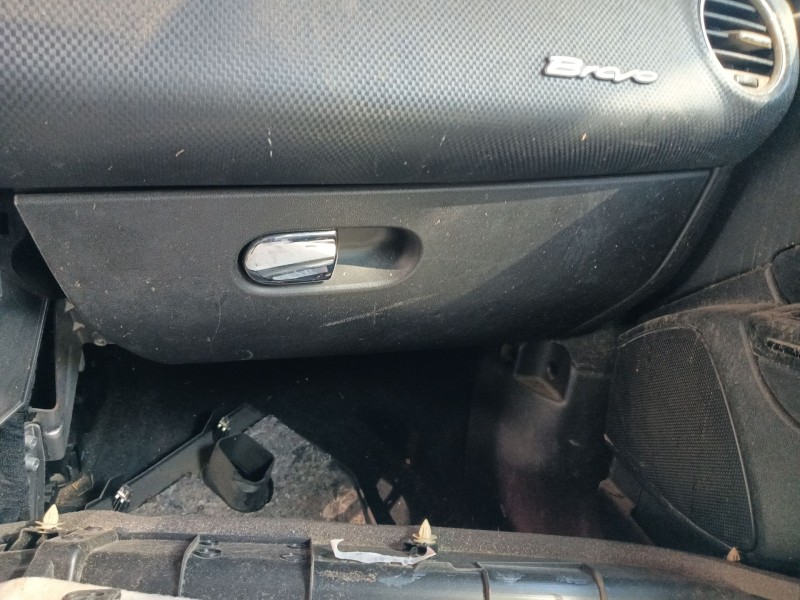 Recambio de guantera para fiat bravo ii (198_) 1.9 d multijet (198axb1a) referencia OEM IAM 0000735445952  