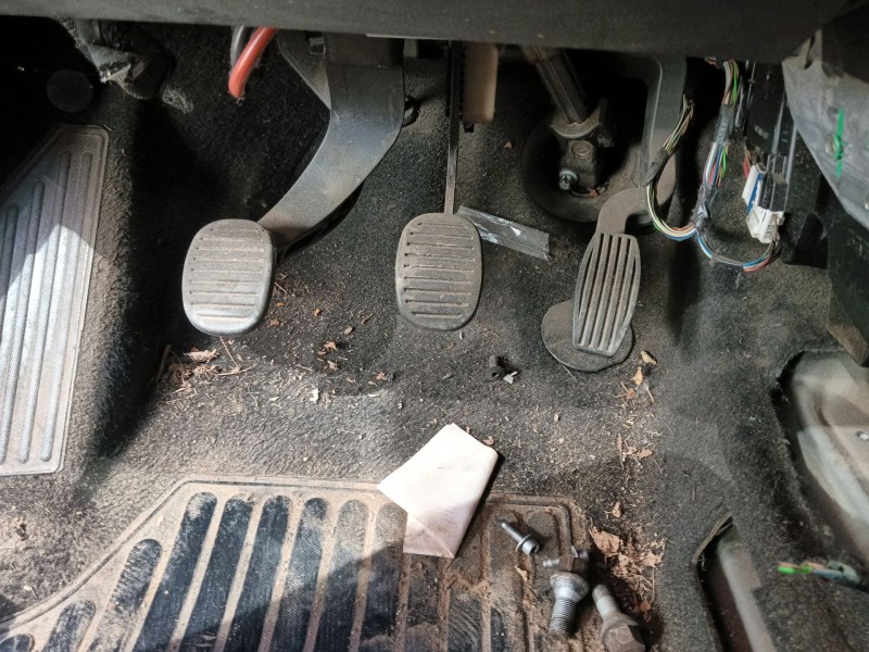 Recambio de pedal embrague para fiat bravo ii (198_) 1.9 d multijet (198axb1a) referencia OEM IAM 0000071748370  