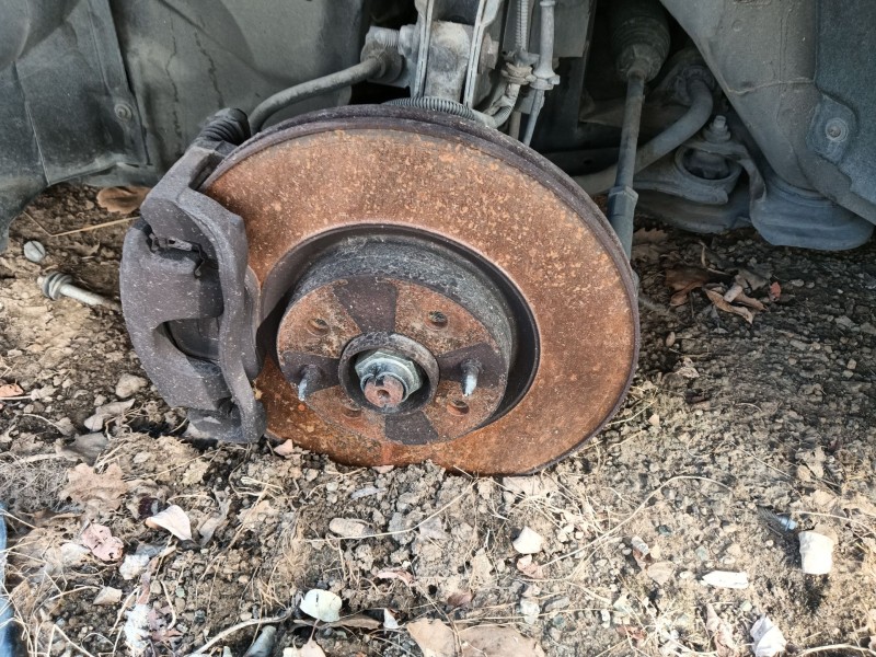 Recambio de mangueta delantera izquierda para fiat bravo ii (198_) 1.9 d multijet (198axb1a) referencia OEM IAM 0000050701139  