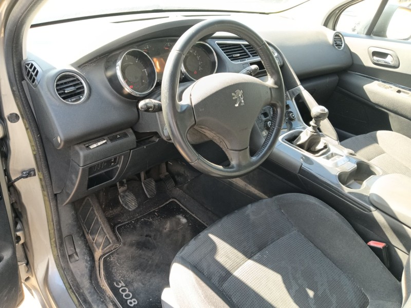 peugeot 3008 i monospace (0u_) del año 2013