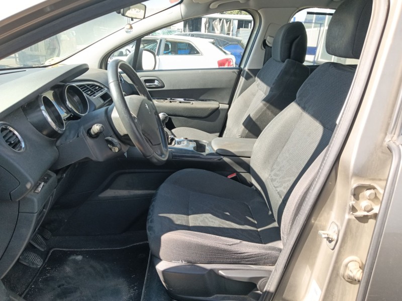 peugeot 3008 i monospace (0u_) del año 2013