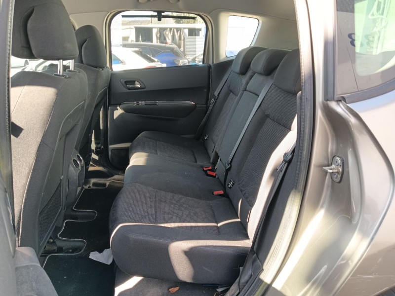 peugeot 3008 i monospace (0u_) del año 2013