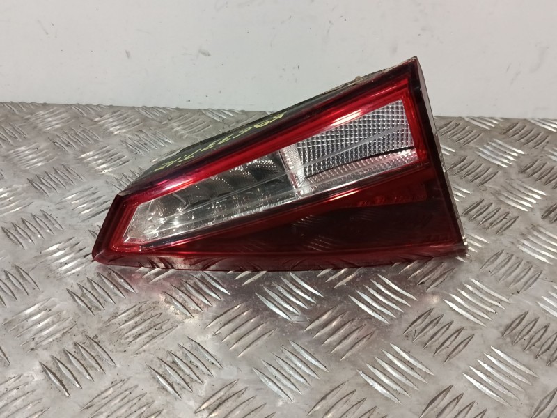 Recambio de piloto trasero porton izquierdo para seat arona (kj7, kjp) 1.0 tsi referencia OEM IAM 6F9945307D  
