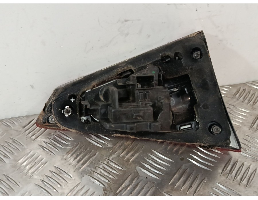 Recambio de piloto trasero porton derecho para seat arona (kj7, kjp) 1.0 tsi referencia OEM IAM 6F9945308D  