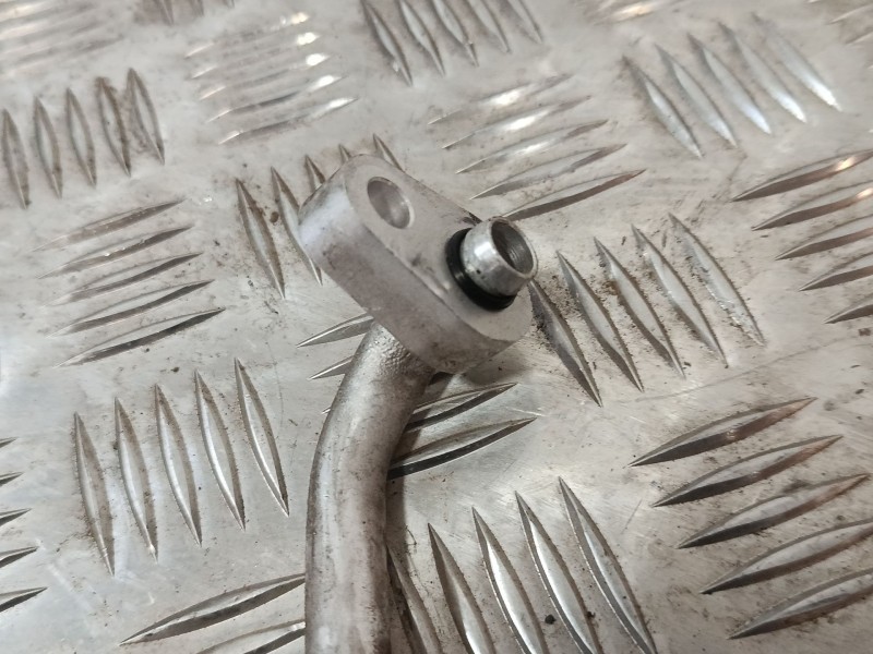 Recambio de tubos aire acondicionado para ssangyong kyron 2.0 xdi 4x4 referencia OEM IAM 6861009001  