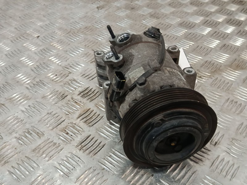 Recambio de compresor aire acondicionado para hyundai ix35 (lm, el, elh) 1.6 referencia OEM IAM DX9EA04  