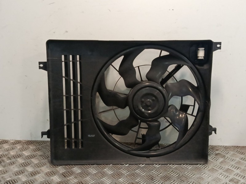 Recambio de electroventilador para hyundai ix35 (lm, el, elh) 1.6 referencia OEM IAM 253802Y100  