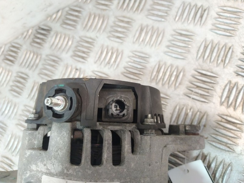 Recambio de alternador para toyota auris (_e18_) 1.6 (zre181_, zre185_) referencia OEM IAM 270600T190  