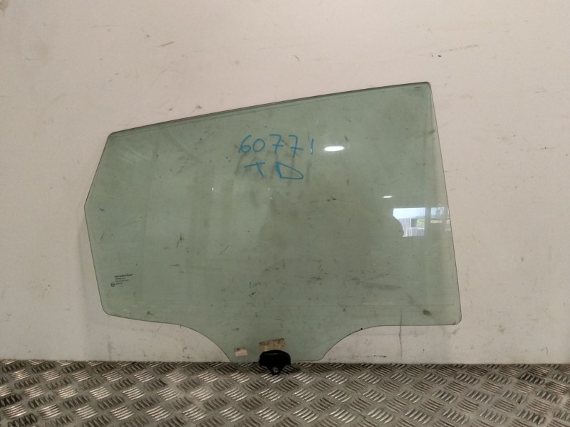 Recambio de luna trasera derecha para hyundai ix20 (jc) 1.4 crdi referencia OEM IAM 834211P000  
