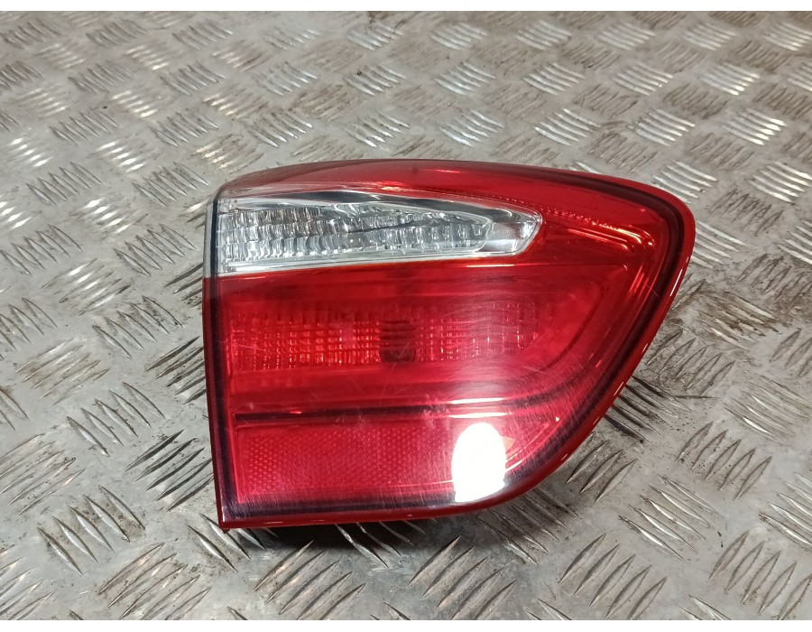 Recambio de piloto trasero derecho interior para kia rio iii (ub) 1.25 cvvt referencia OEM IAM 924401W2  