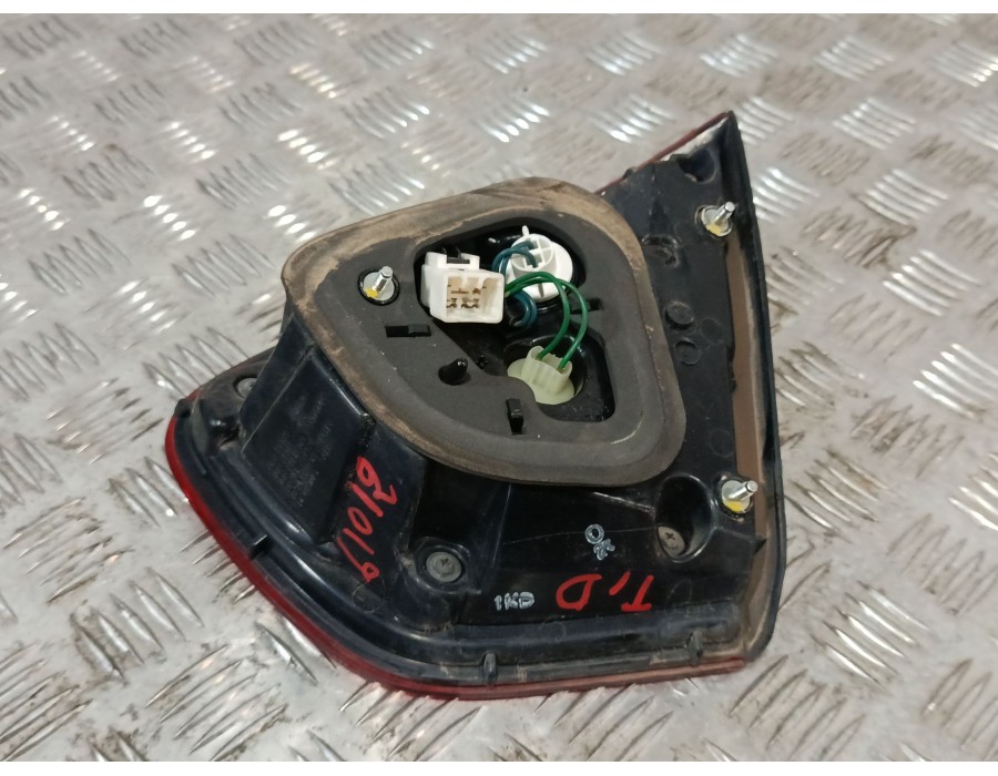 Recambio de piloto trasero derecho interior para kia rio iii (ub) 1.25 cvvt referencia OEM IAM 924401W2  