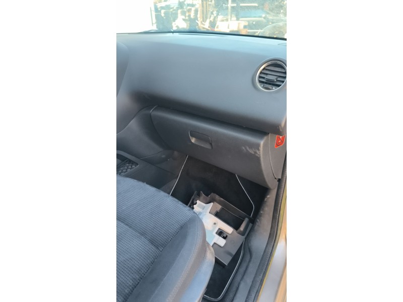 Recambio de guantera para peugeot 3008 i monospace (0u_) 1.6 hdi referencia OEM IAM 8218YP 8218YR 