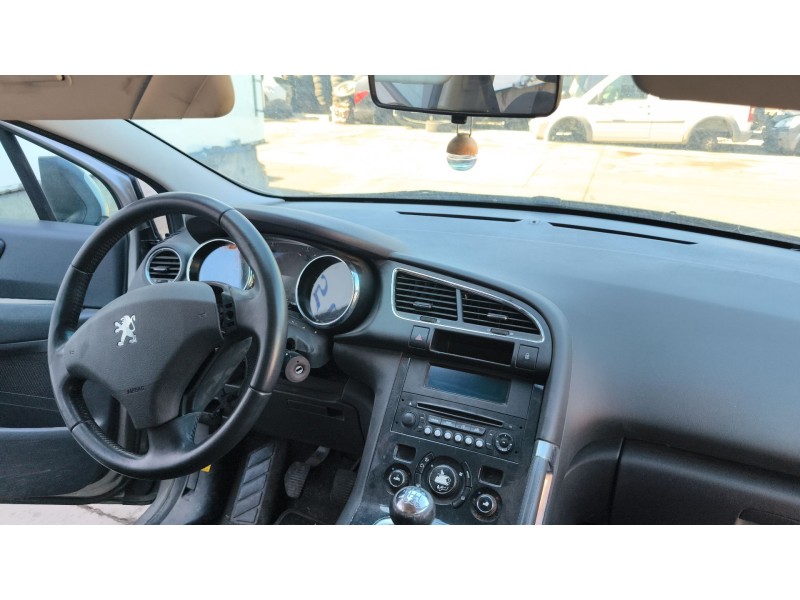 Recambio de salpicadero para peugeot 3008 i monospace (0u_) 1.6 hdi referencia OEM IAM 824708  