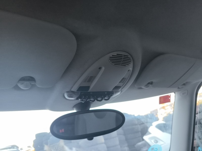 Recambio de luz interior para mini mini (r56) cooper referencia OEM IAM 61319284415  