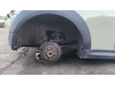 Recambio de paso de rueda trasero derecho para mini mini (r56) cooper referencia OEM IAM 51717136168  