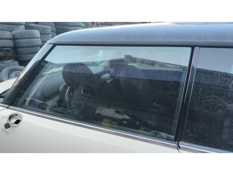 Recambio de luna delantera izquierda para mini mini (r56) cooper referencia OEM IAM 51337147395  