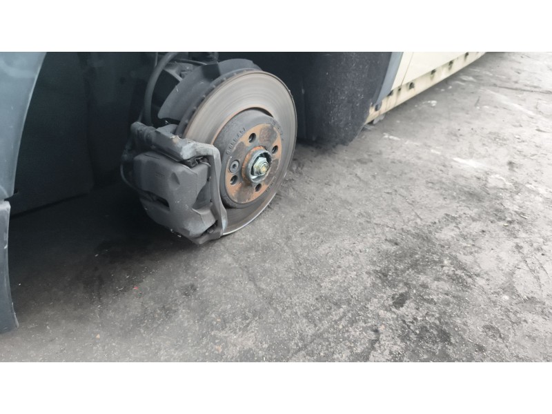 Recambio de mangueta delantera izquierda para mini mini (r56) cooper referencia OEM IAM 31216779795  