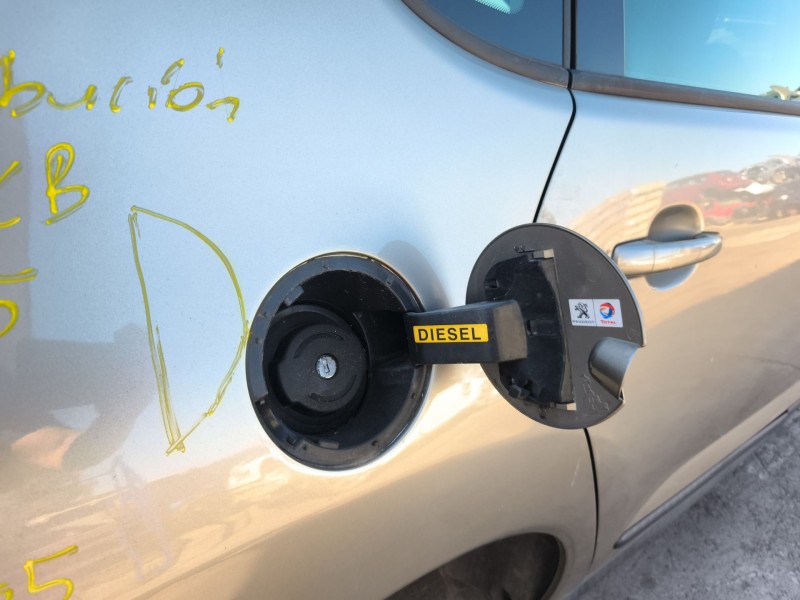 Recambio de deposito combustible para peugeot 3008 i monospace (0u_) 1.6 hdi referencia OEM IAM 1500SX  