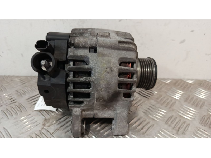 Recambio de alternador para citroën c4 cactus 1.2 vti 82 referencia OEM IAM 9806007480 1610048280 