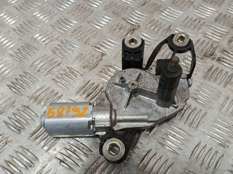 Recambio de motor limpia trasero para volkswagen polo (6r1) referencia OEM IAM 516955711B  