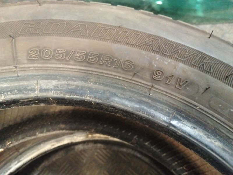 Recambio de neumatico pareja para neumatico neumatico ocasion referencia OEM IAM 205/55/R16 91V ROAD HAWK 