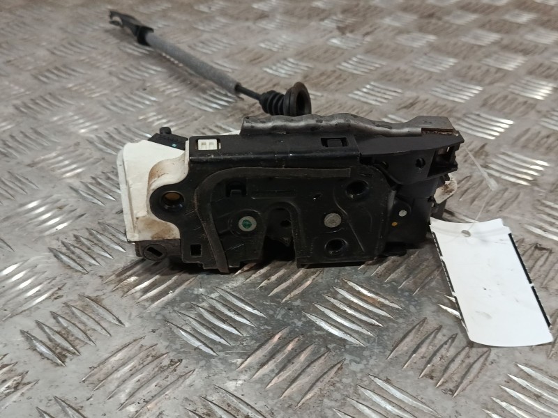 Recambio de cerradura puerta trasera derecha para volkswagen polo (6r1) referencia OEM IAM 527680  