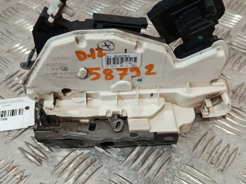 Recambio de cerradura puerta delantera izquierda para volkswagen polo (6r1) referencia OEM IAM 527680  