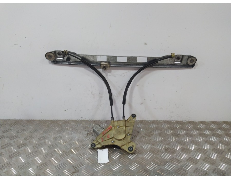 Recambio de elevalunas delantero izquierdo para renault master iii furgoneta (fv) 2.3 dci 145 fwd (fv0e, fv0f, fv0h, fv02, fv0m,