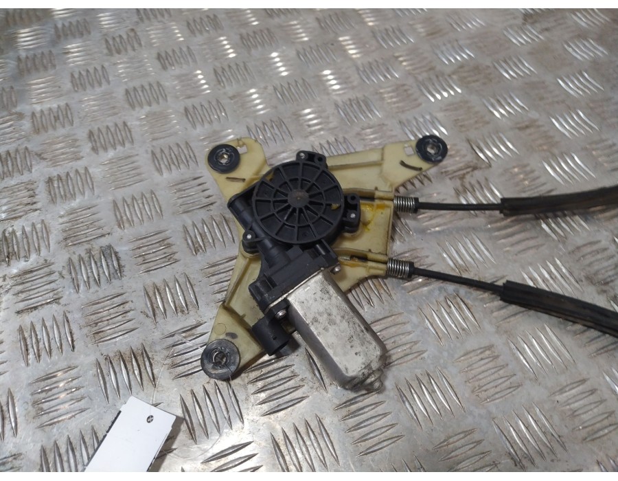 Recambio de elevalunas delantero izquierdo para renault master iii furgoneta (fv) 2.3 dci 145 fwd (fv0e, fv0f, fv0h, fv02, fv0m,
