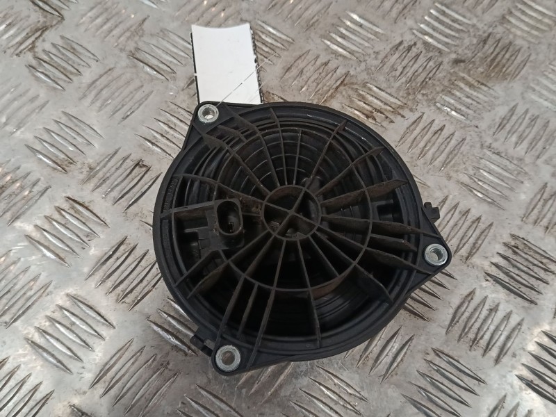 Recambio de maneta exterior porton para volkswagen polo (6r1) referencia OEM IAM 6R6827469  
