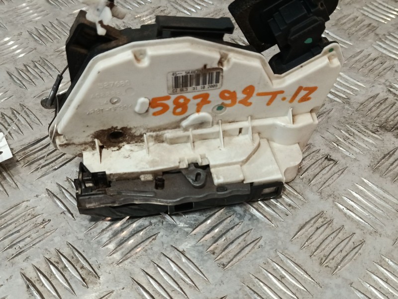 Recambio de cerradura puerta trasera izquierda para volkswagen polo (6r1) referencia OEM IAM 527680 6V1837016A 
