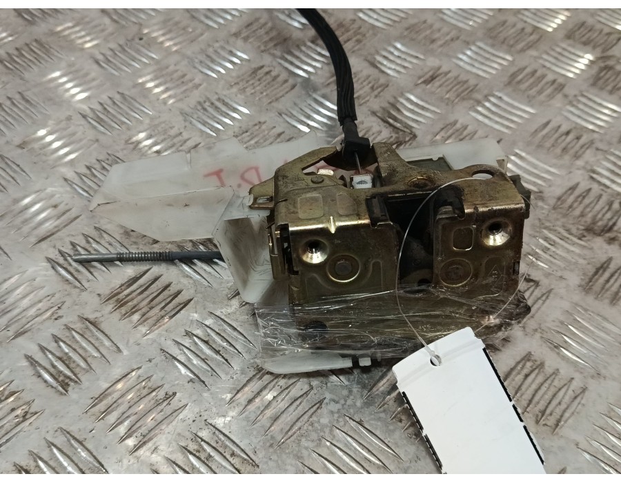 Recambio de cerradura puerta delantera izquierda para renault clio ii (bb_, cb_) 1.6 (b/cb0d, bb00) referencia OEM IAM 770043460