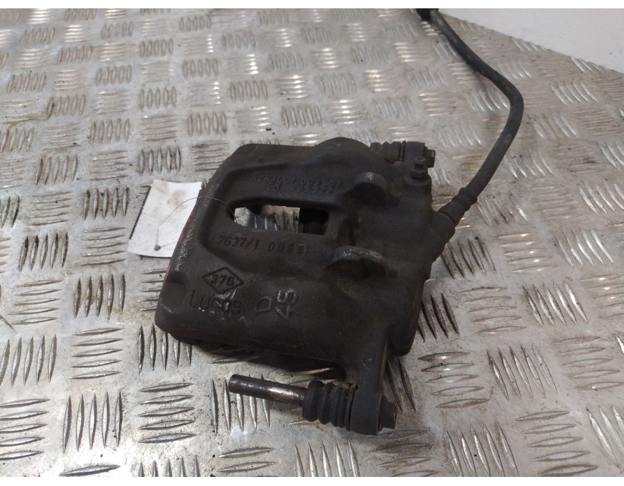 Recambio de pinza freno delantera derecha para renault trafic ii furgoneta (fl) 1.9 dci 80 (fl0b) referencia OEM IAM 033507 6592