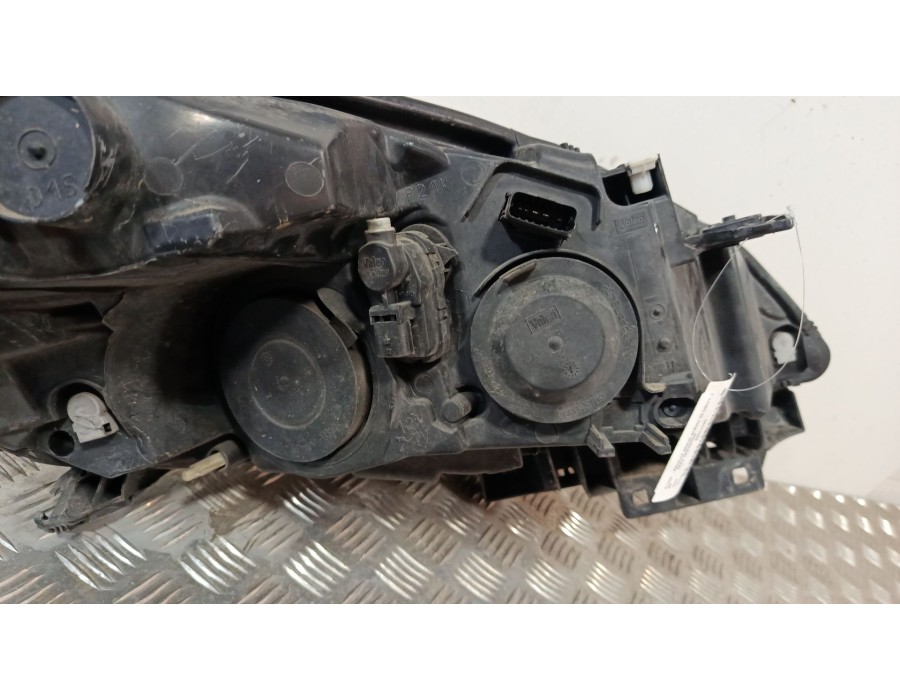 Recambio de faro izquierdo para renault grand scénic iii (jz0/1_) 1.5 dci referencia OEM IAM 89903290 260606760R 