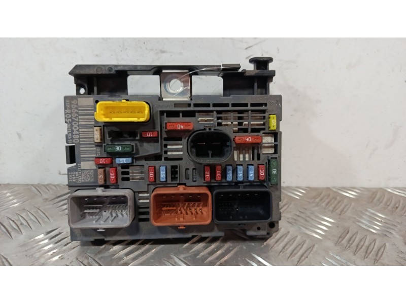 Recambio de caja reles / fusibles para peugeot 308 i (4a_, 4c_) 1.6 hdi referencia OEM IAM 9666700480  